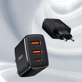 Baseus Compact Szybka ładowarka sieciowa 3-portowa 30W (USB-C + 2x USB-A)