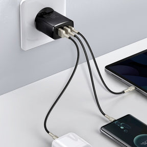 Baseus Compact Szybka ładowarka sieciowa 3-portowa 30W (USB-C + 2x USB-A)