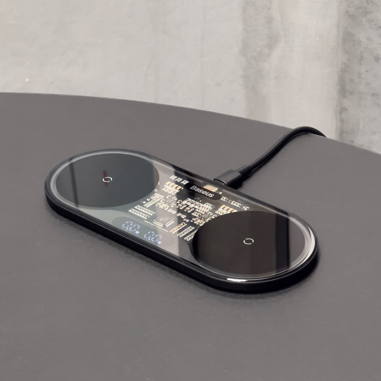 Baseus Digital LED Display Podwójna ładowarka bezprzewodowa Qi z cyfrowym wyświetlaczem 20W