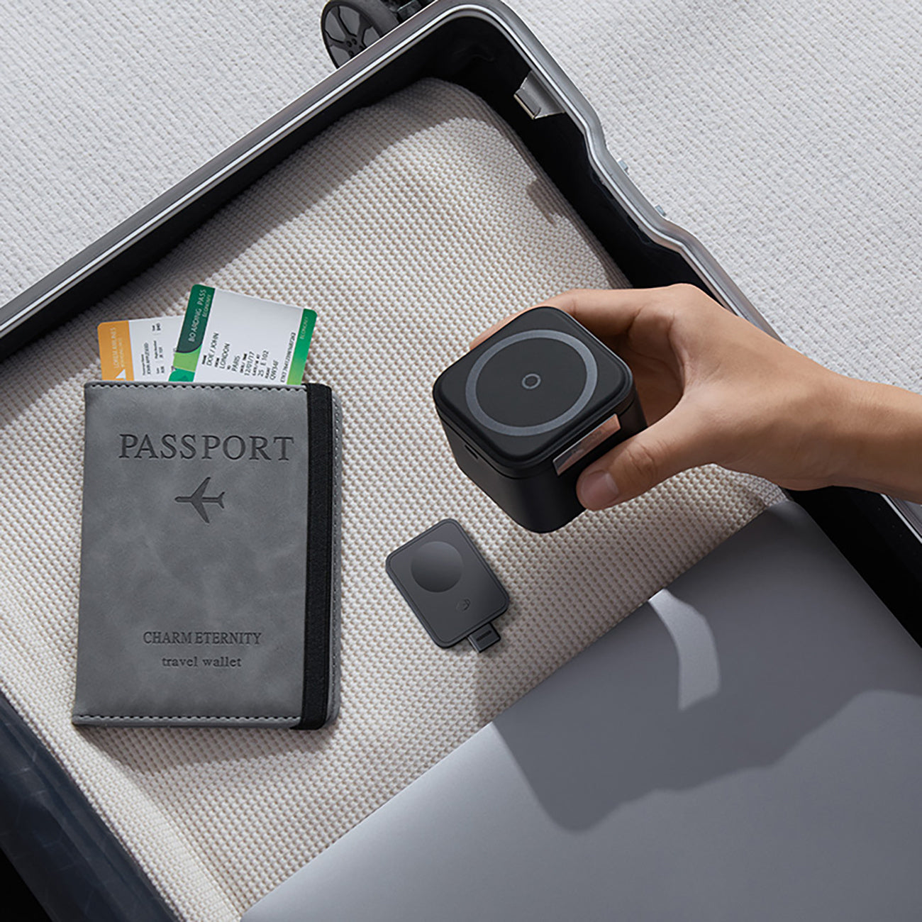 Baseus MagPro 3w1 25W Ładowarka indukcyjna kompatybilna z MagSafe do telefonu i smartwatcha